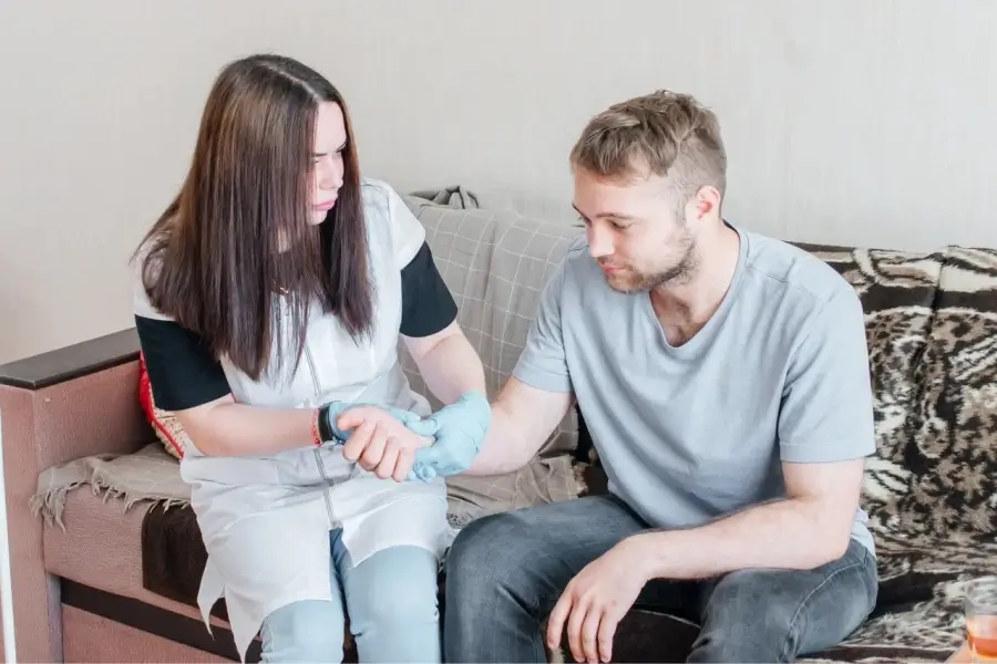 Нарколог на дом в Сатке: быстро, недорого